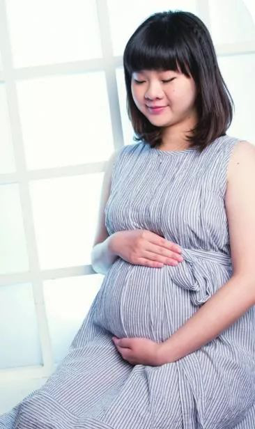 孕期出现四大症状要小心，“吐、痛、血、烧”不可轻忽！