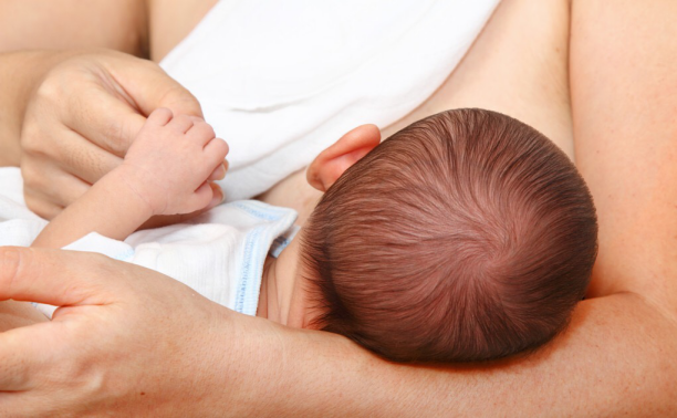 哺乳期间出现乳头内陷乳头皲裂怎么办?