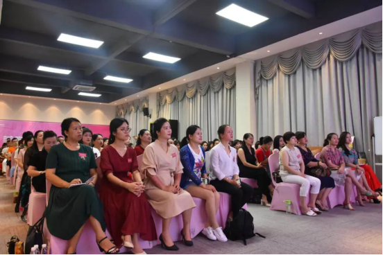 激情一“夏” 火力全开 | 美胸汇2019第二届部长大会隆重举行 激情一“夏” 火力全开 | 美胸汇2019第二届部长大会隆重举行